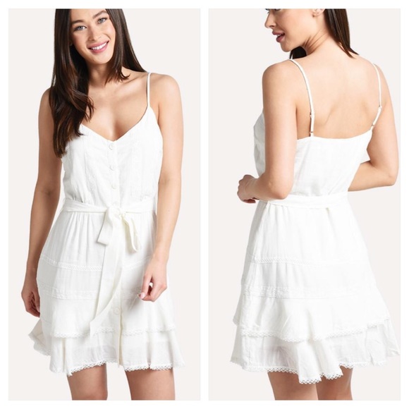 Heartloom Dresses & Skirts - HEARTLOOM ALISHA DRESS IN WHITE size SMALL